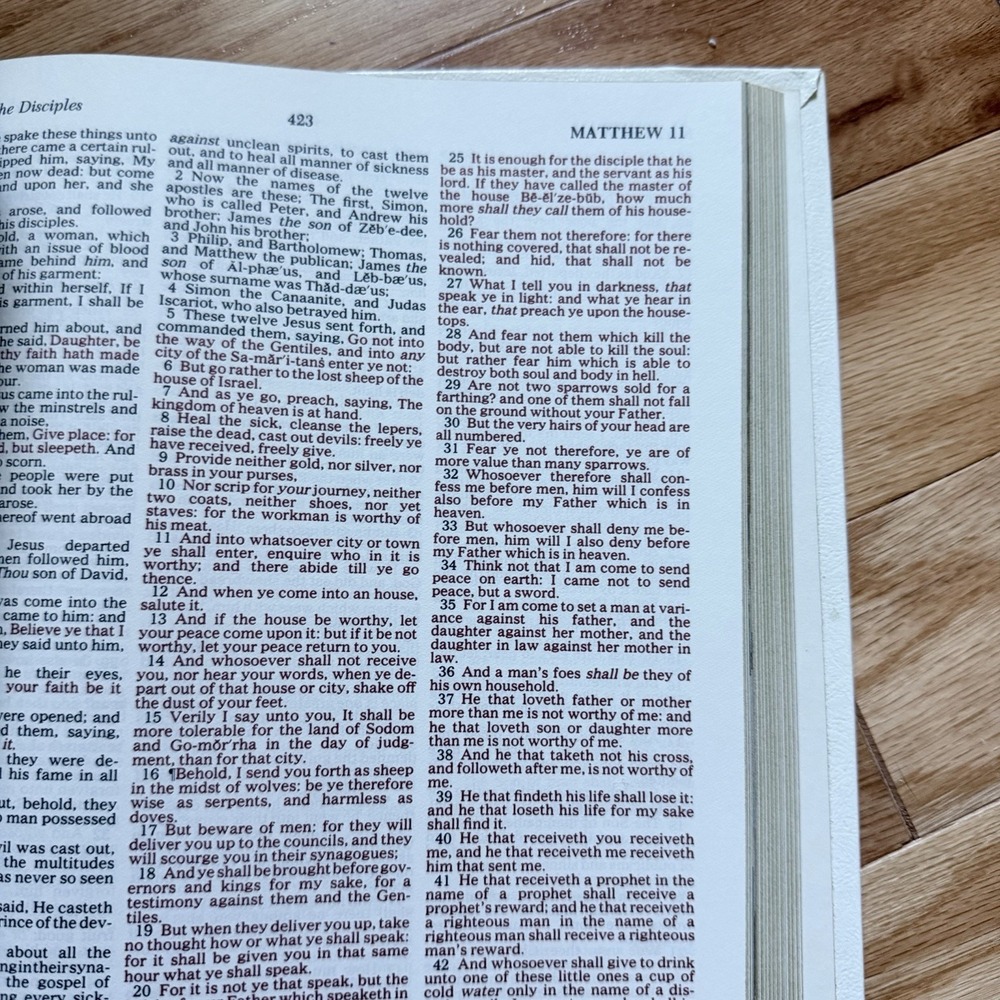 Regency Holy Bible King James Red Letter White Gold Hardcover‎ Family Records - Picture 14 of 16